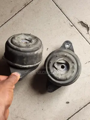 C300 2013 Front Engine Sit