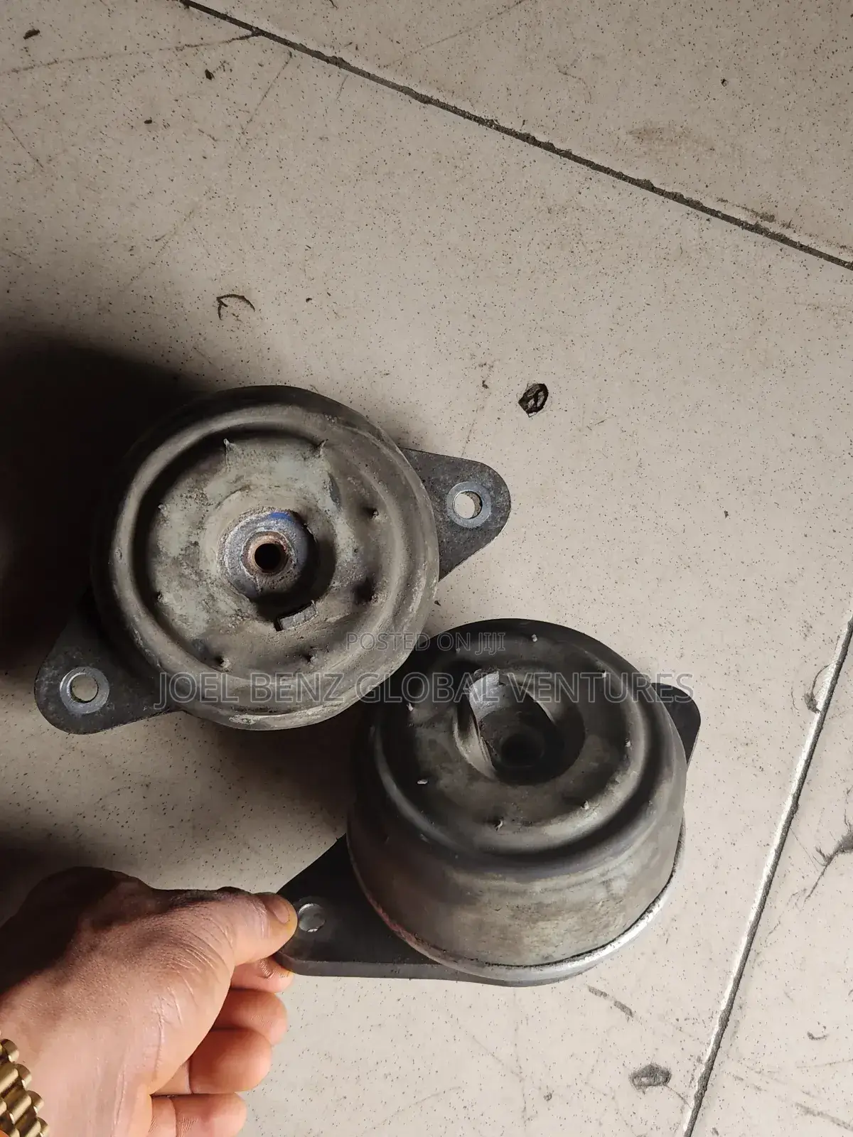 C300 2013 Front Engine Sit