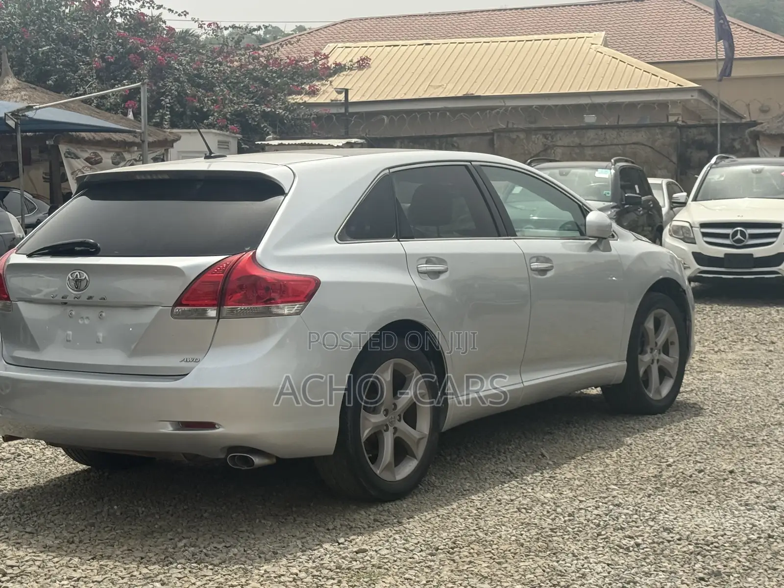 Toyota Venza 2010 Silver