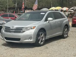 Toyota Venza 2010 Silver