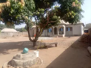 4bdrm Bungalow in Eng Joseph Utsev, Makurdi for sale
