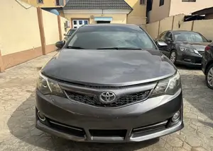 Toyota Camry 2012 Gray