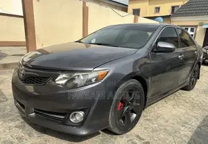 Toyota Camry 2012 Gray