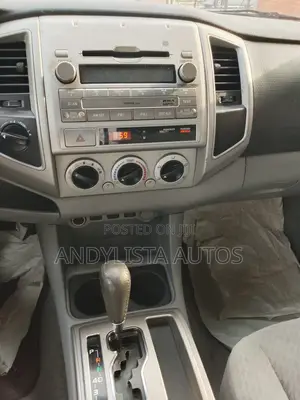 Toyota Tacoma Access Cab V6 Automatic 2010 Gray