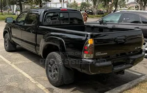 Toyota Tacoma Double Cab V6 Automatic 2010 Black