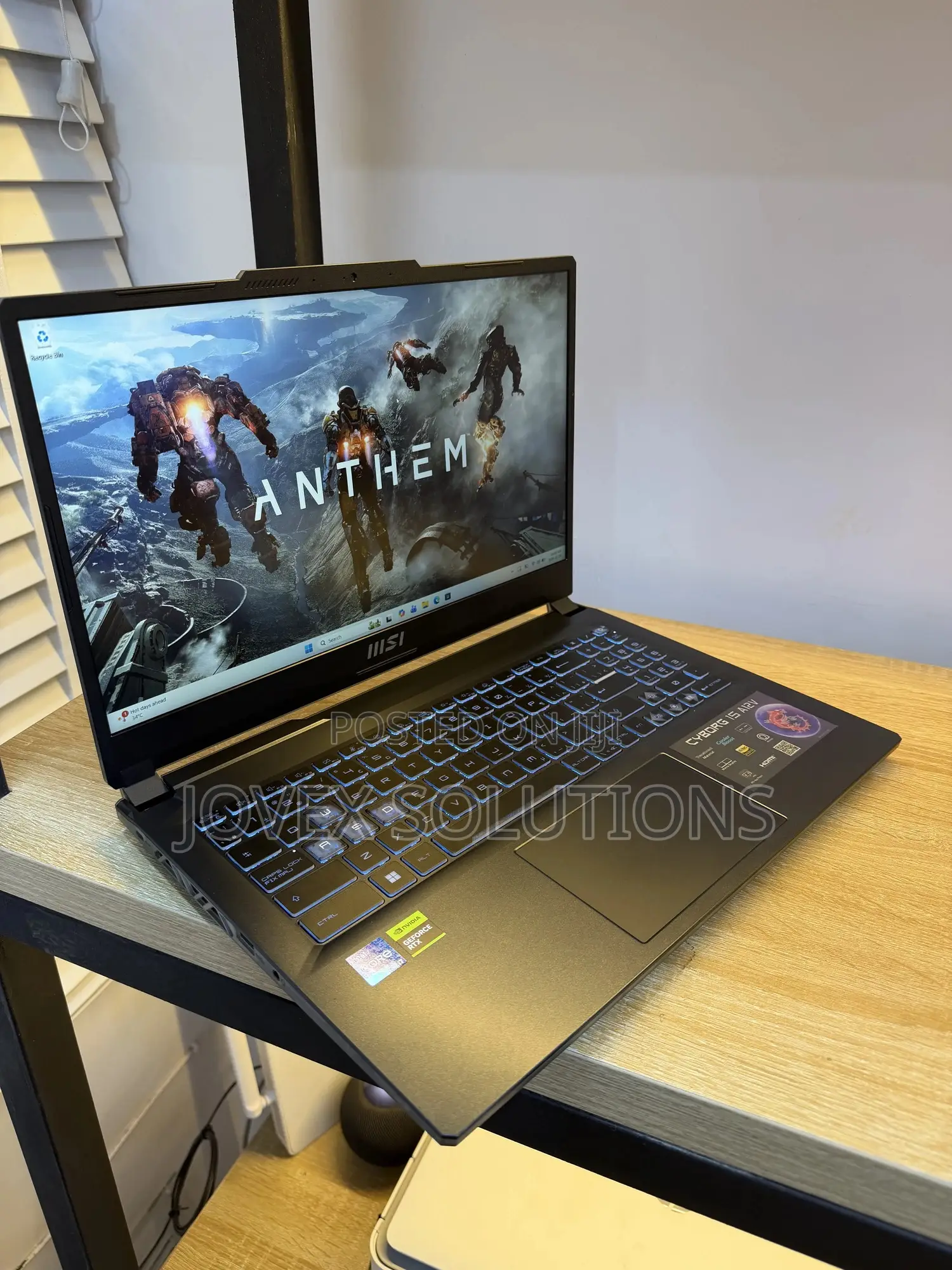 Laptop MSI Cyborg 15 16GB Intel Core i7 SSD 512GB