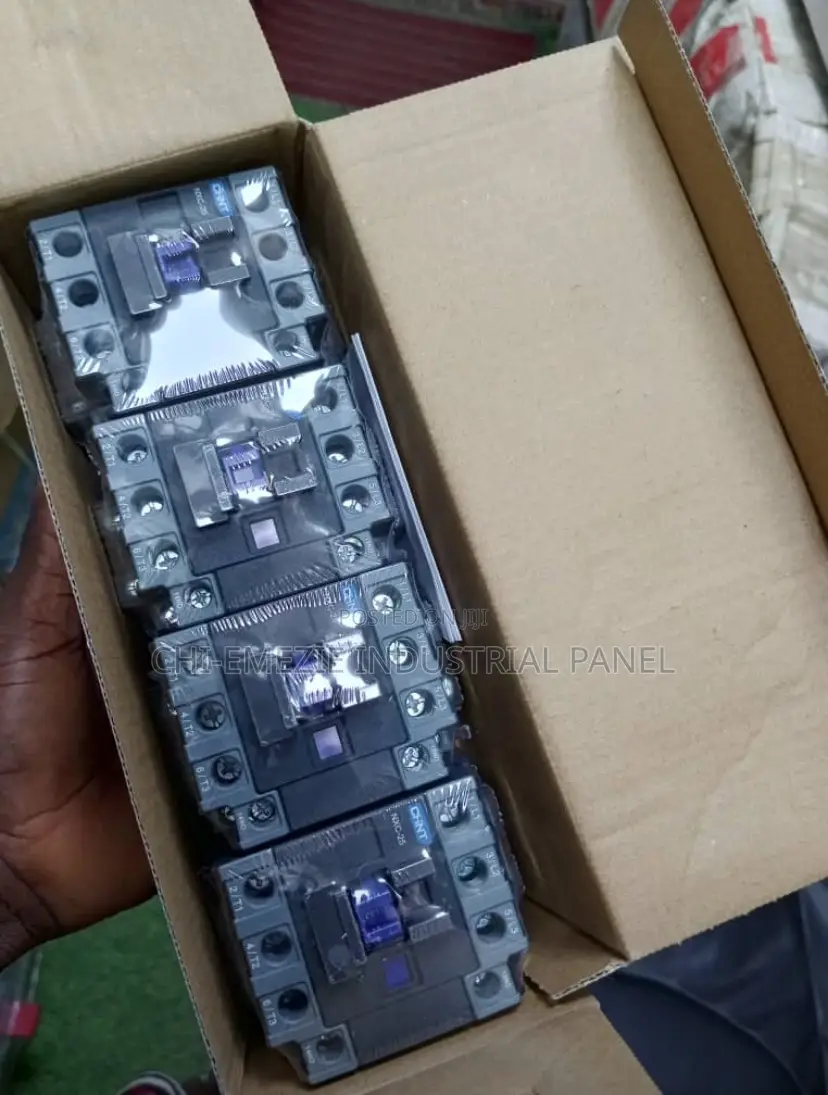 Chint 4 Pole Mccb Breaker For Industrial Panel & Power Protection
