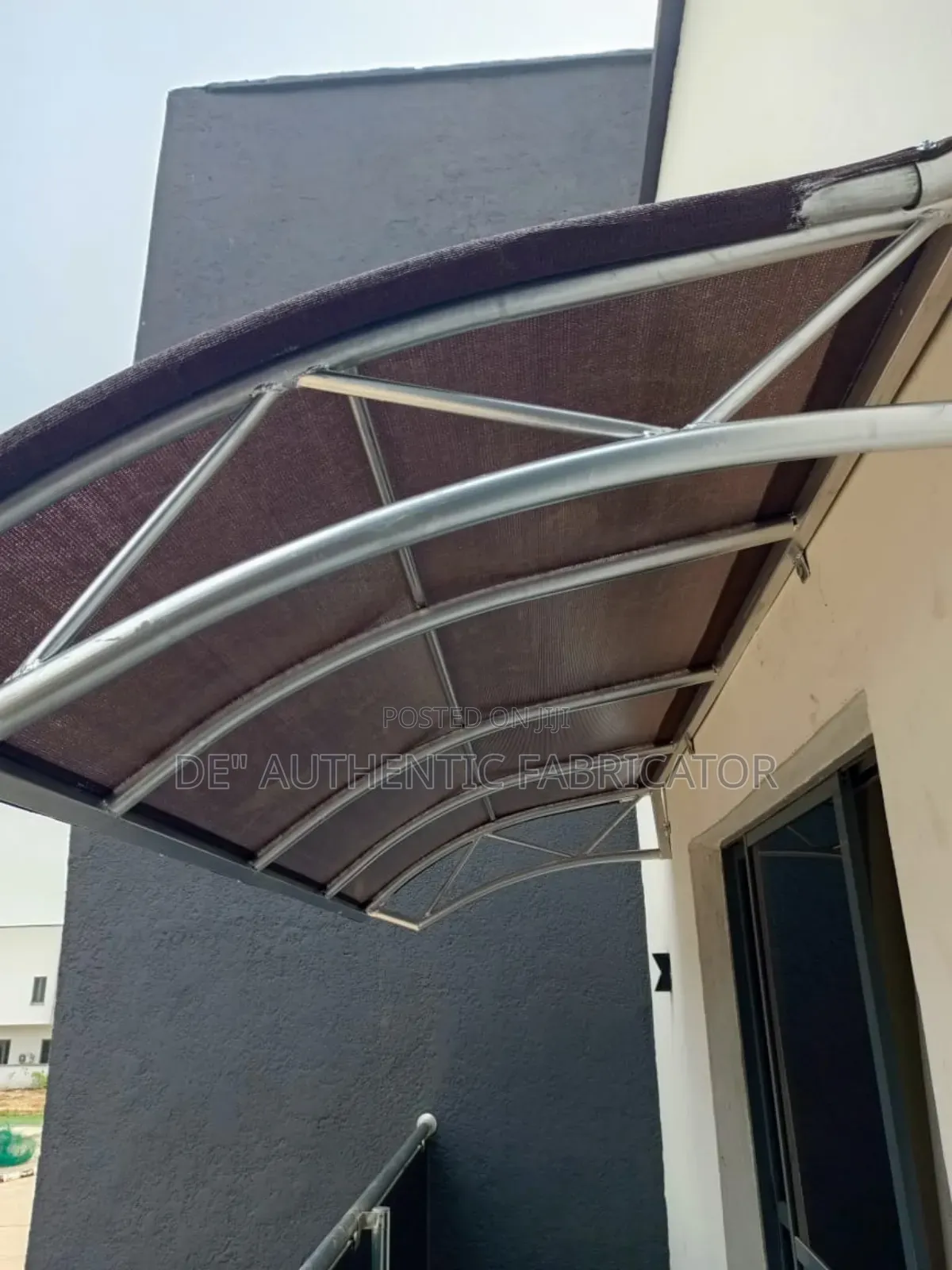 Dampalon Shade Cover