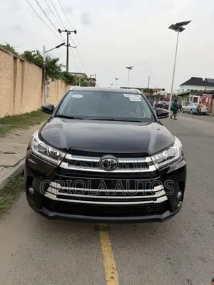 Toyota Highlander XLE 2019 Black