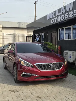 Hyundai Sonata SE 4dr Sedan (2.4L 4cyl 6A) 2015 Red
