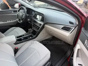 Hyundai Sonata 2016 Red