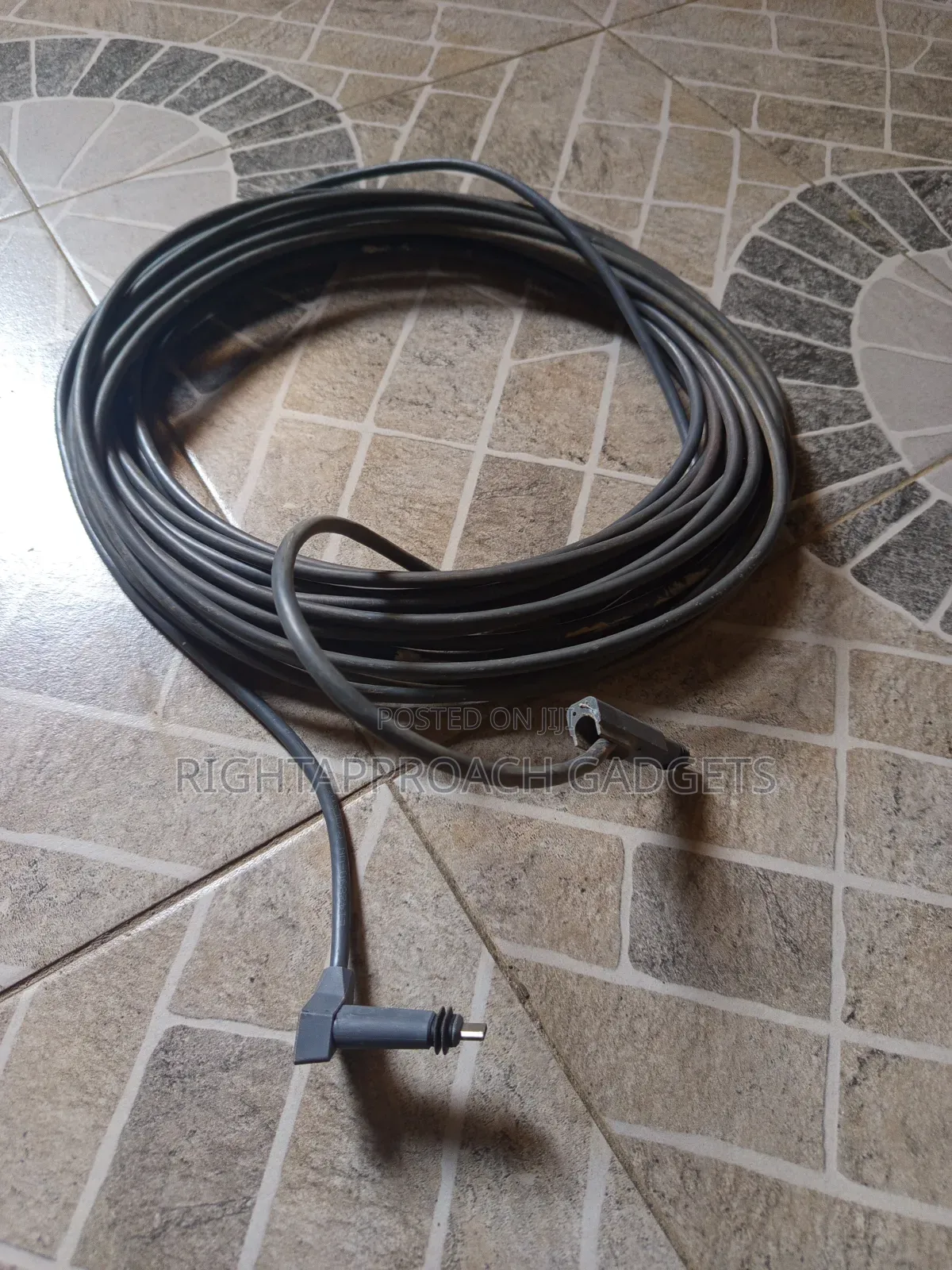 Starklink Cable