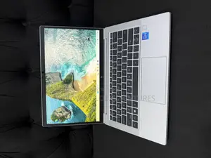 Laptop HP EliteBook 830 G8 16GB Intel Core i7 SSD 512GB