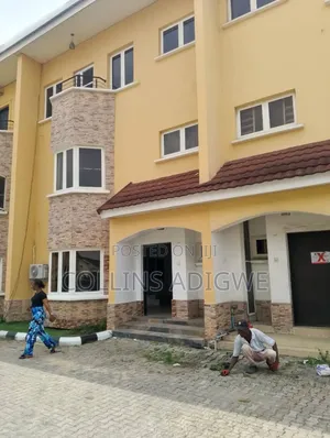 4bdrm Townhouse / Terrace in Royal Garden Ajah, Thomas Estate for rent