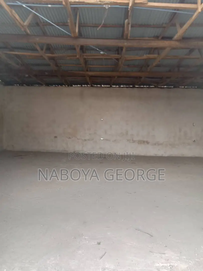 Spacious Warehouse