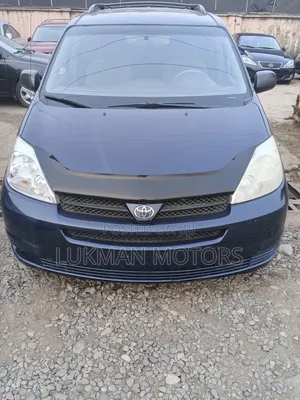 Toyota Sienna CE FWD (3.3L V6 5A) 2004 Blue