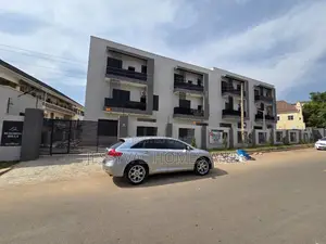 5bdrm House in Dawaki for sale