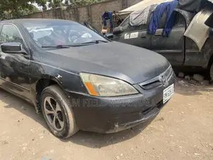 Honda Accord Automatic 2005 Gray