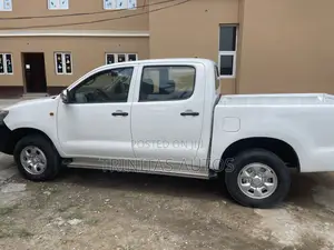 Toyota Hilux 2.0 VVT-i 2012 White