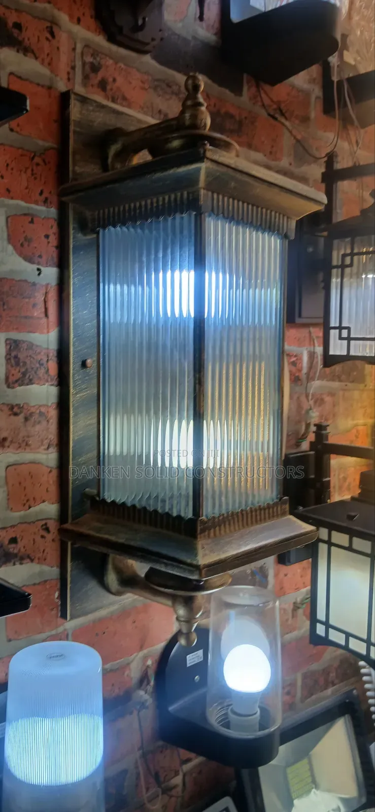 Pillar Lights