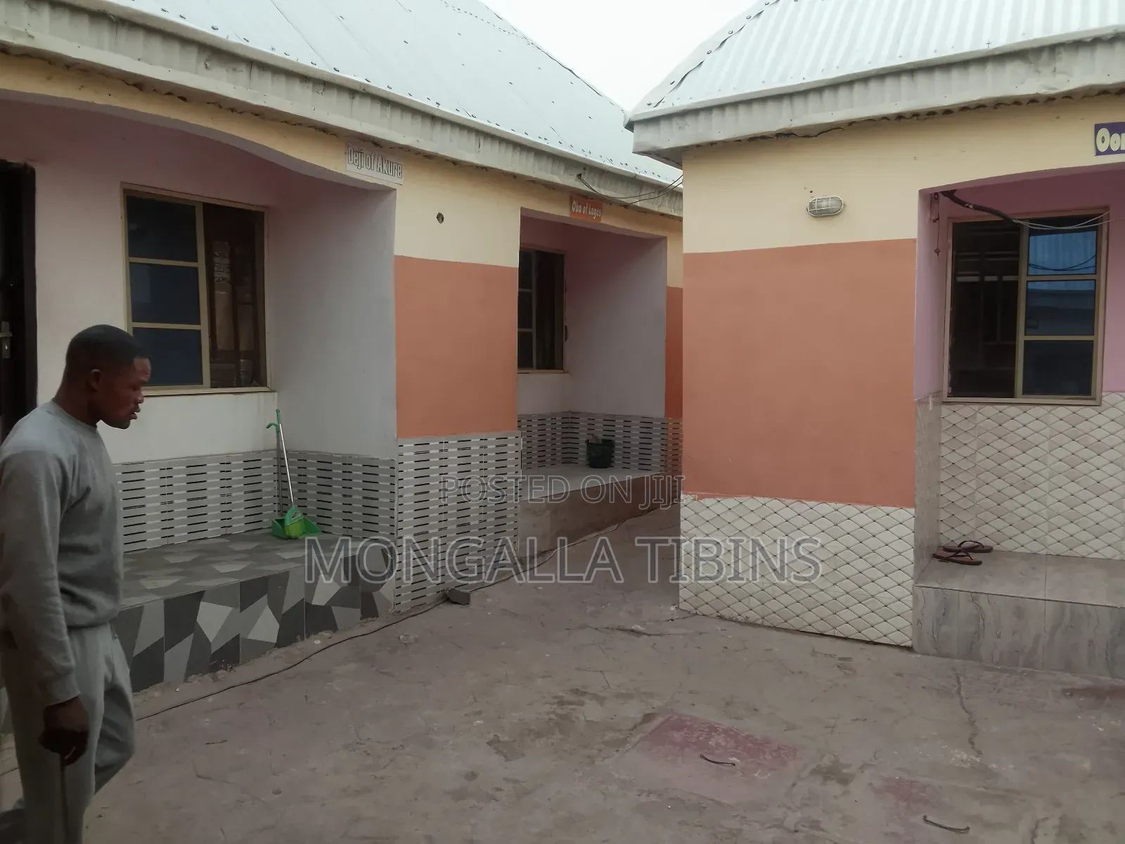 10 Units Self Contained