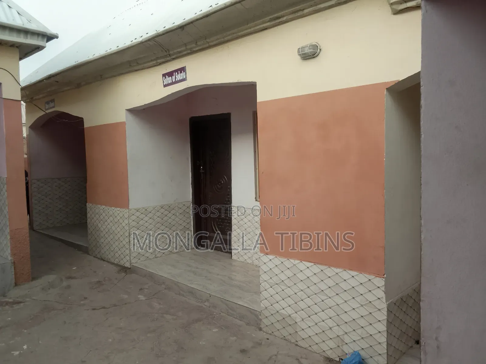10 Units Self Contained