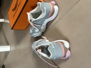 Sneakers Shoe