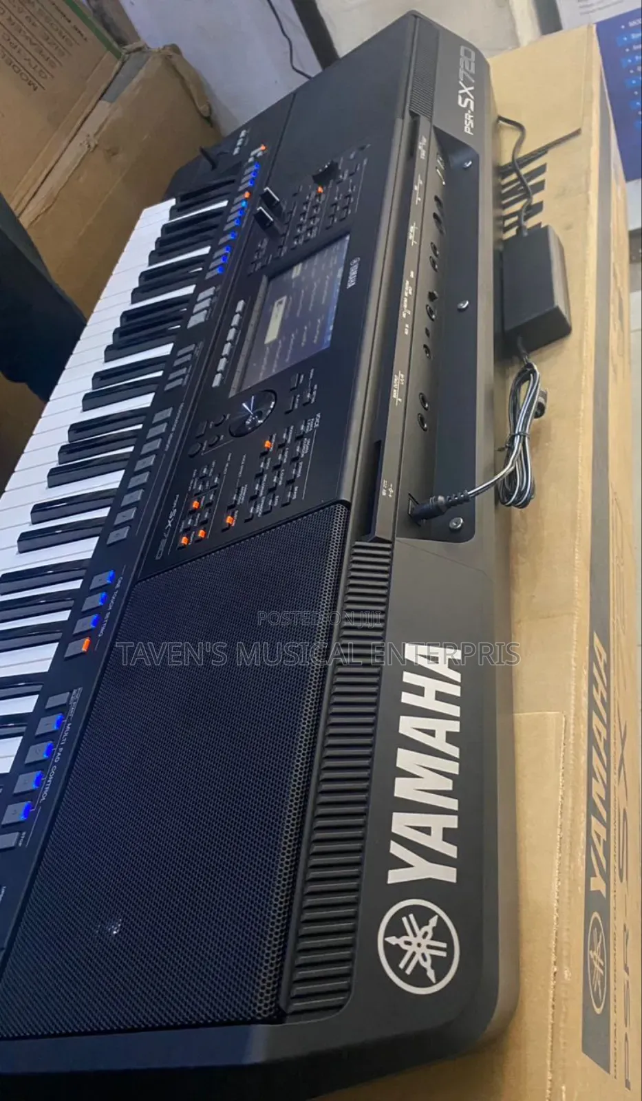 Yamaha PSR-Sx720 Keyboard