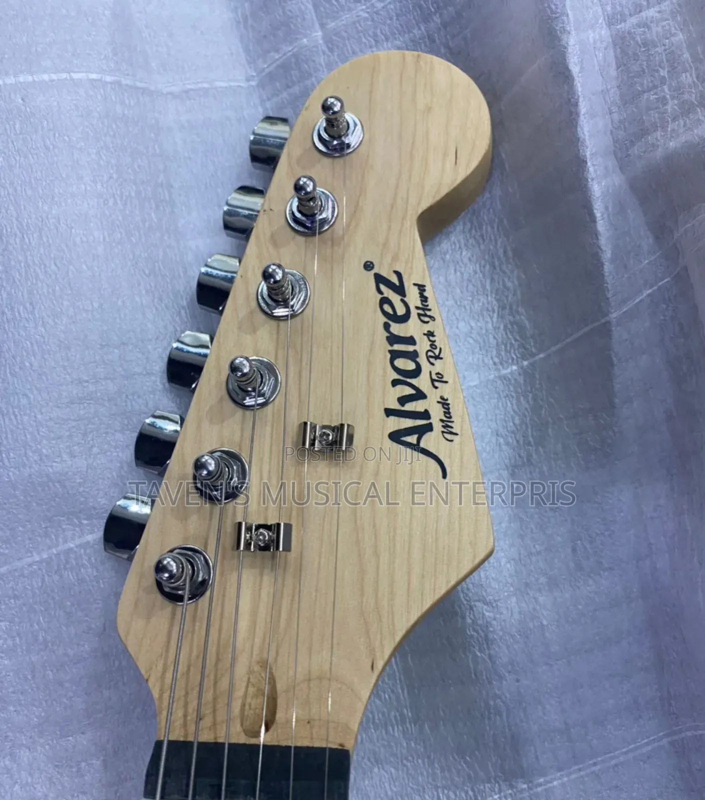 Alvarez Lead Guitar