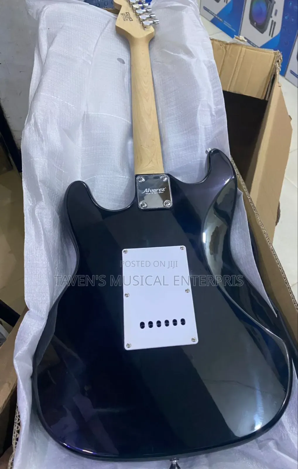 Alvarez Lead Guitar