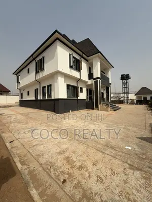 5bdrm Duplex in Life Camp for sale