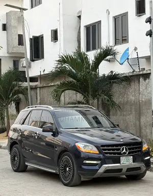 Mercedes-Benz M Class ML 350 4Matic 2013 Blue