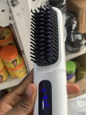 Rechargeable Straightener / Cordless Straightener