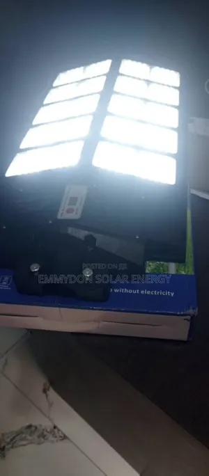 All In One Solar Street Light 2000watt 20 Eyes
