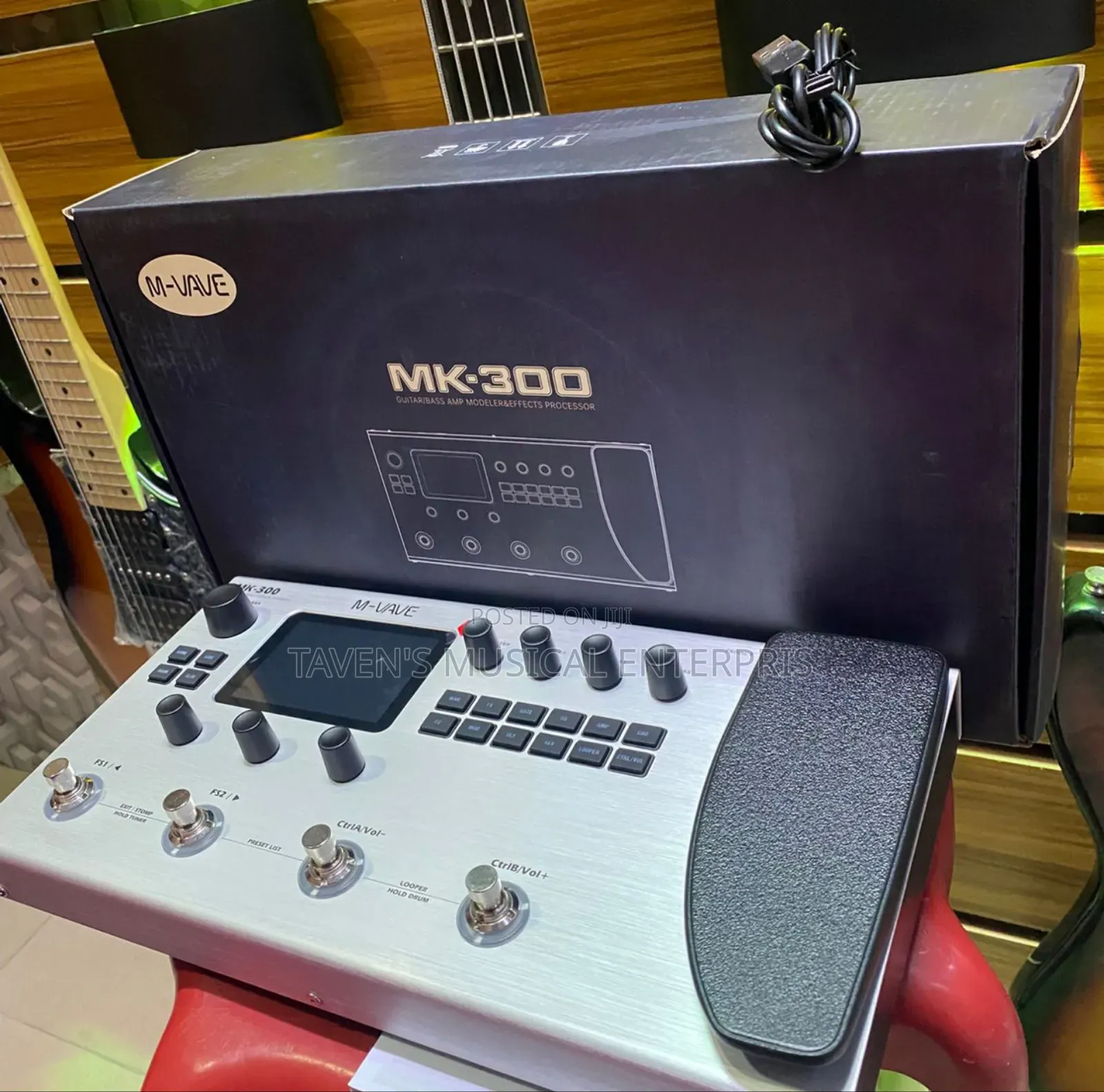 Vave Mk-300 Multi-Effects Processor and Amp Modeler