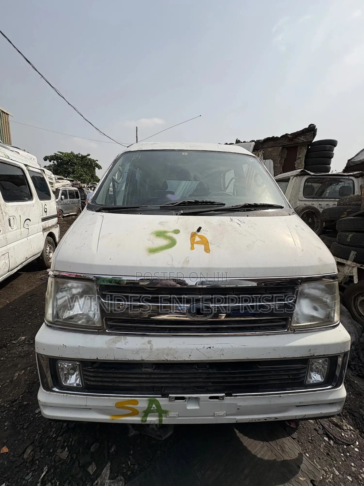 Daihatsu Hijet 2007 White