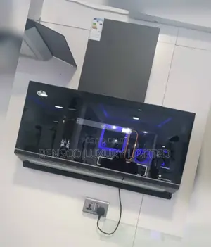Luxury Wall Mounted Glass Kitchen Chimney Hood –Powerful Smoke Extract