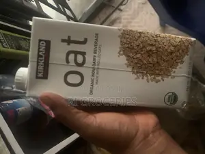 Kirkland Oat Milk by 6