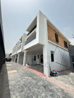 4bdrm Duplex in Ologolo for sale