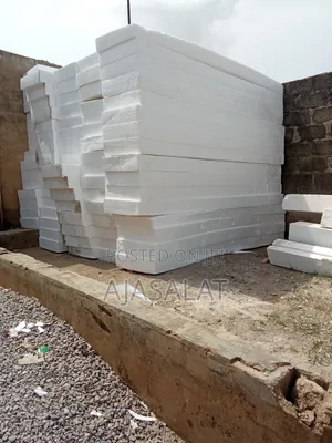 Polystyrene Bord and Parapet