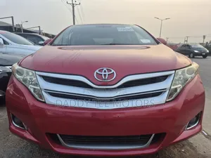 Toyota Venza V6 AWD 2010 Red
