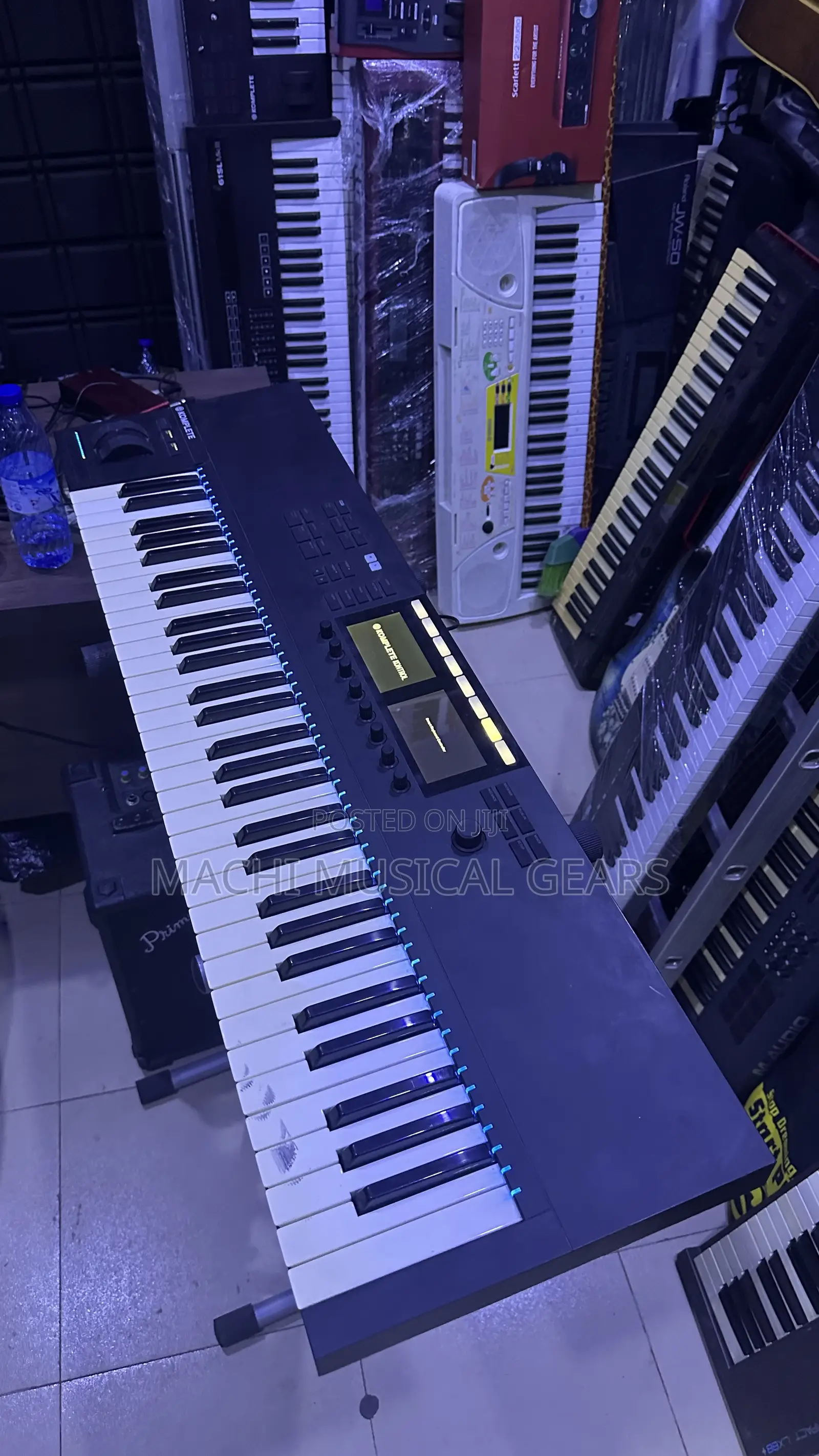 Komplete Kontrol 61 Keys