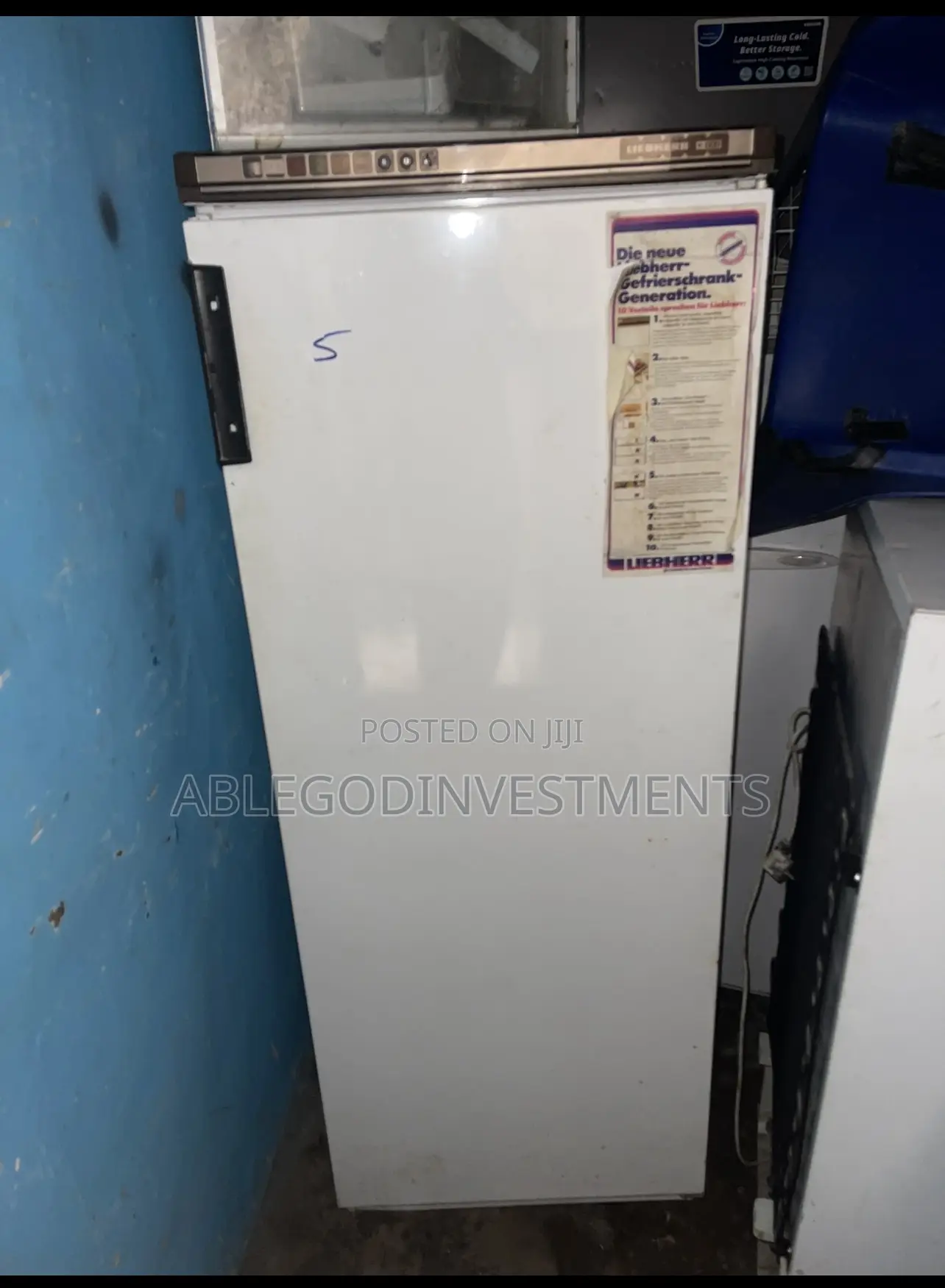 Standing Freezer