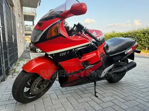 Honda CBR 1991 Red