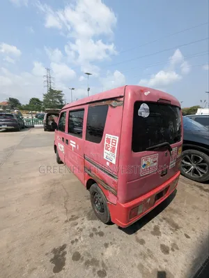 Suzuki Every 2012 Red