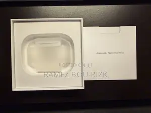 Airpods Pro With Wireless Charging Case (1st Generation)