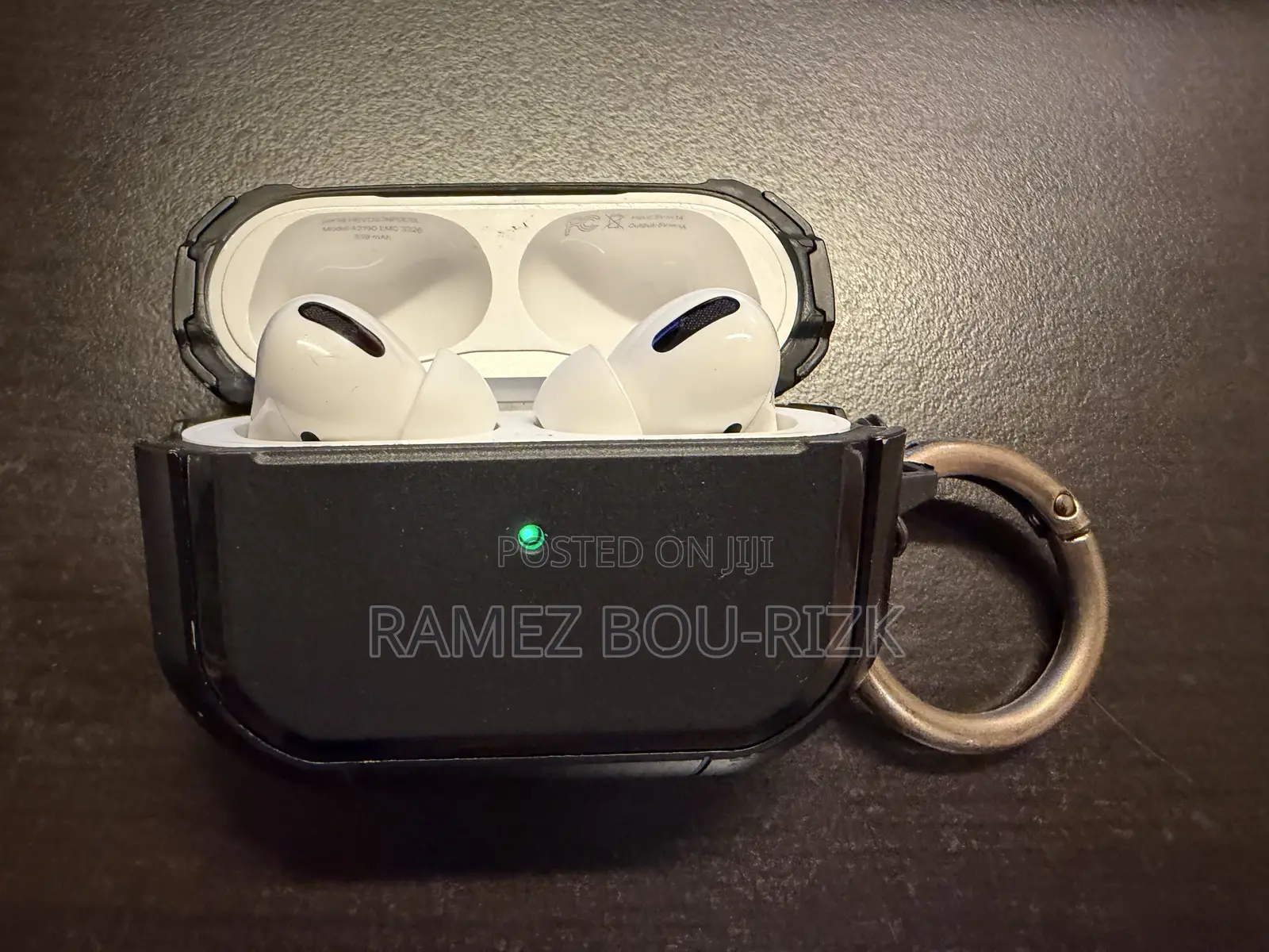 Airpods Pro With Wireless Charging Case (1st Generation)