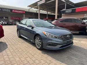 Hyundai Sonata Sport Sedan FWD (2.4L 4cyl 6A) 2016 Blue