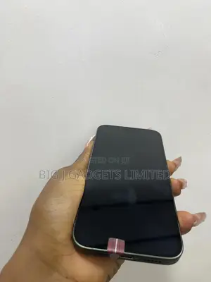 Apple iPhone 13 128 GB Green