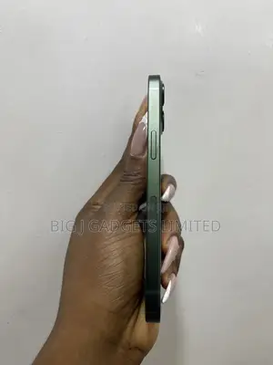 Apple iPhone 13 128 GB Green